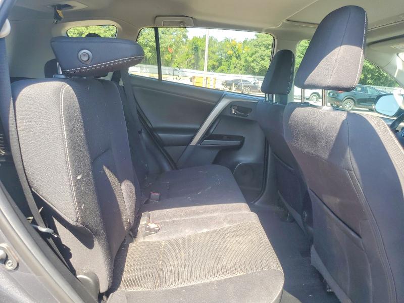 Photo 11 from auction – 2018 TOYOTA RAV4 with VIN 2T3WFREV9JW516145