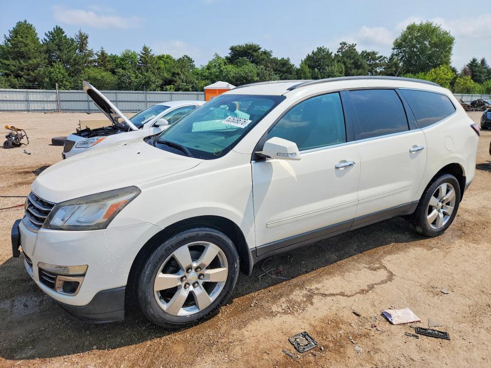 CHEVROLET TRAVERSE 2015 with VIN 1GNKVJKD8FJ331032 - Photo from auction
