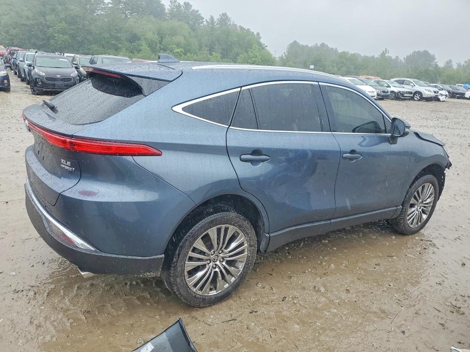 Photo 3 from auction – 2022 TOYOTA VENZA with VIN JTEAAAAH7NJ093494