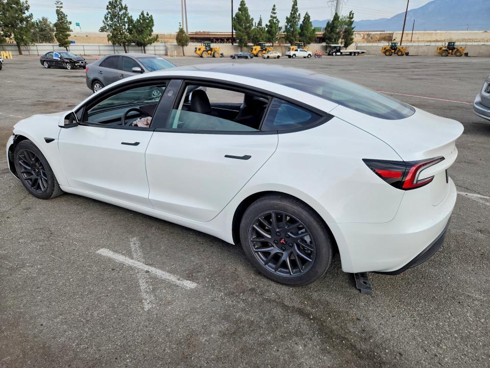 Photo 2 from auction – 2025 TESLA MODEL 3 with VIN 5YJ3E1EB2SF887958