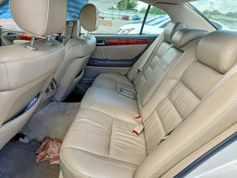 Photo 10 from auction – 2004 LEXUS GS with VIN JT8BD69S240194250