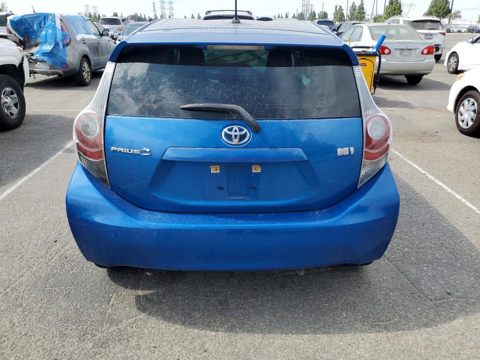Photo 6 from auction – 2013 TOYOTA PRIUS C with VIN JTDKDTB30D1540244