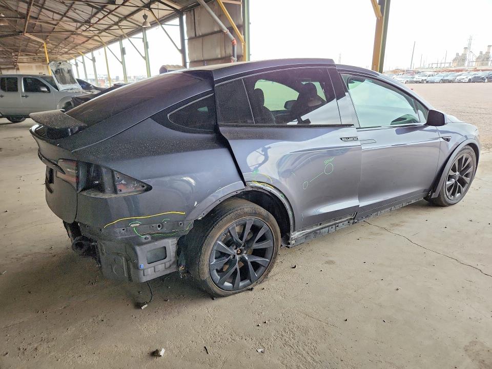 Photo 3 from auction – 2022 TESLA MODEL X with VIN 7SAXCBE57NF335418