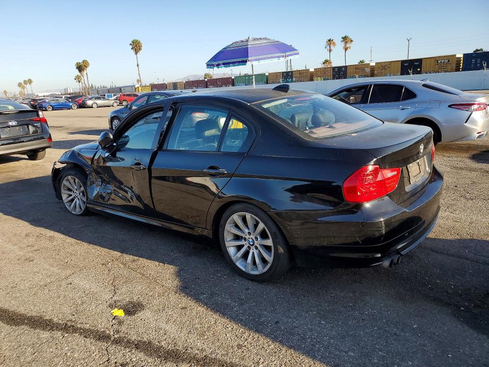 Photo 2 from auction – 2011 BMW 328 with VIN WBAPH5G56BNM76889