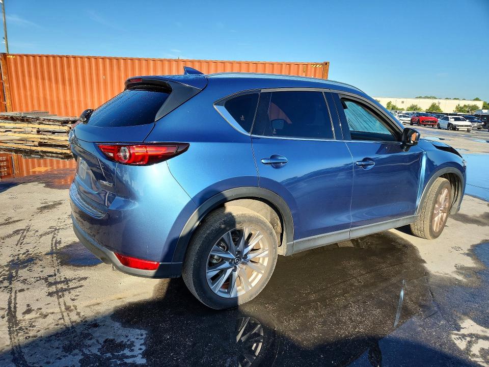 Photo 3 from auction – 2021 MAZDA CX-5 with VIN JM3KFADM0M0331622