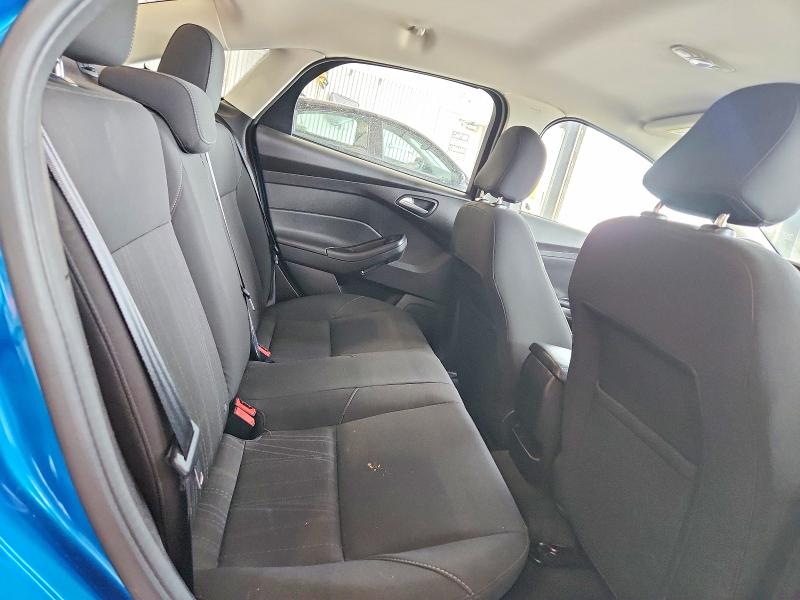 Photo 10 from auction – 2016 FORD FOCUS with VIN 1FADP3F25GL372584