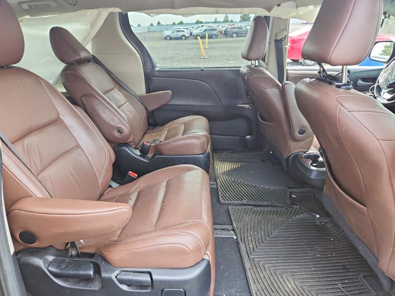 Photo 11 from auction – 2015 TOYOTA SIENNA with VIN 5TDYK3DC3FS617417