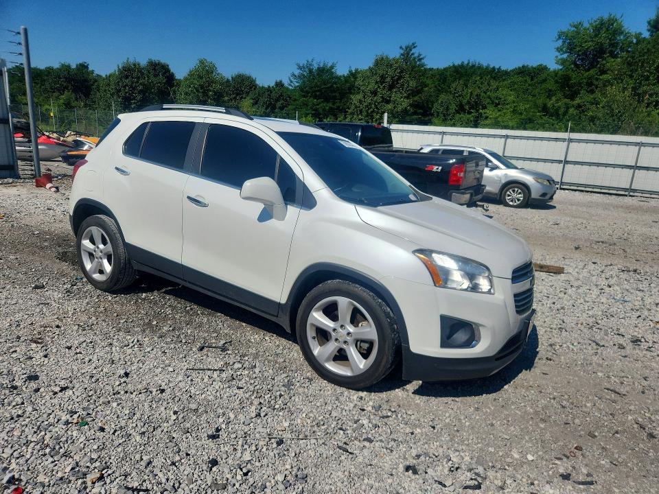 Photo 4 from auction – 2016 CHEVROLET TRAX with VIN KL7CJMSB0GB643136