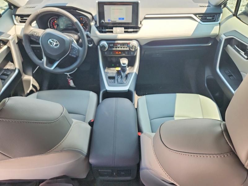 Photo 8 from auction – 2025 TOYOTA RAV4 with VIN 2T3C1RFV3SC337330
