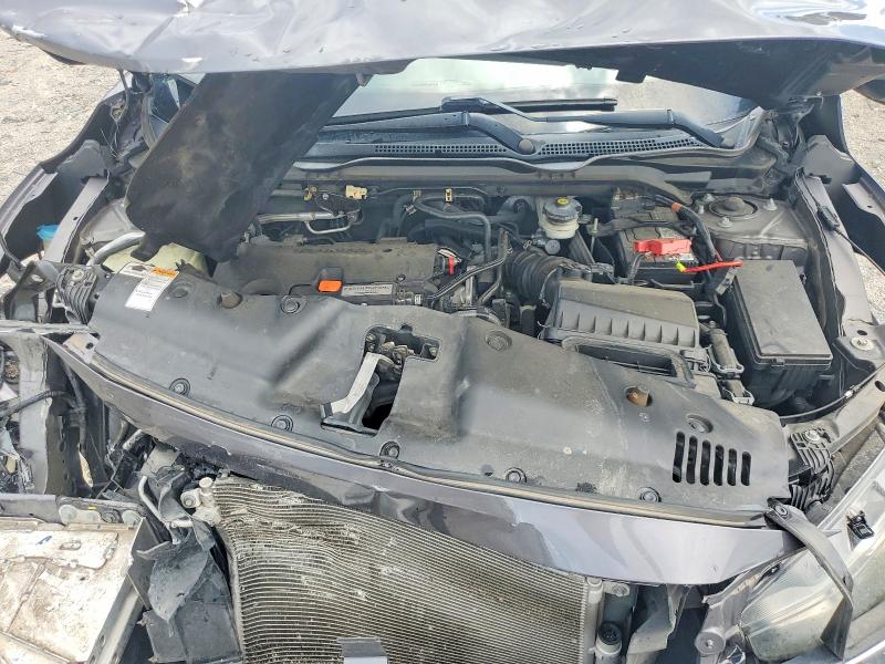 Photo 11 from auction – 2016 HONDA CIVIC with VIN 19XFC2F71GE022382