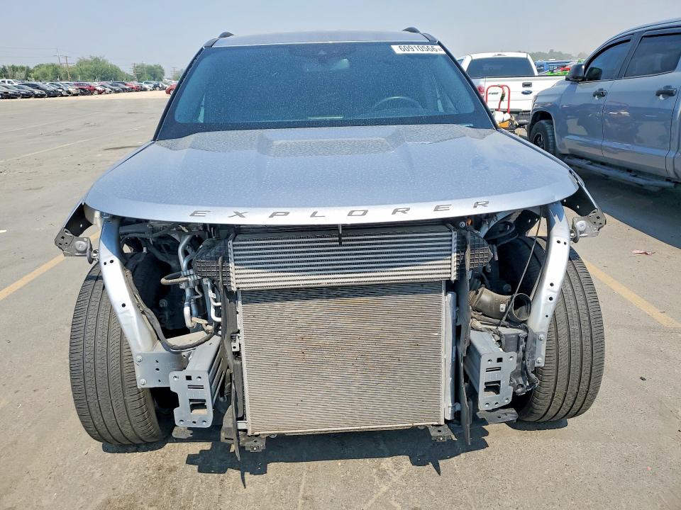 Photo 5 from auction – 2022 FORD EXPLORER with VIN 1FM5K8GC5NGA32595