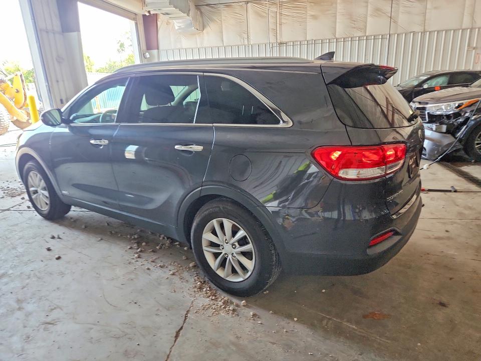 Photo 2 from auction – 2016 KIA SORENTO with VIN 5XYPGDA32GG032785