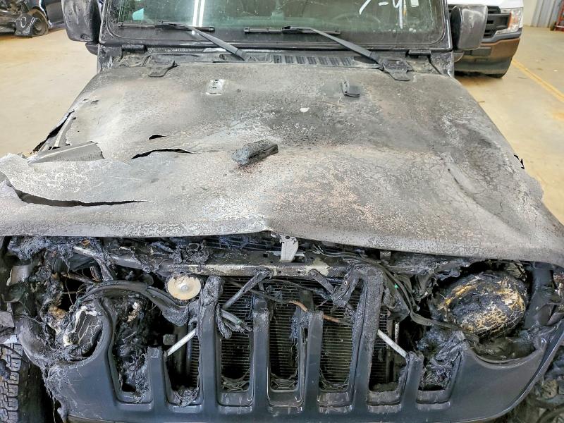 Photo 11 from auction – 2023 JEEP GLADIATOR with VIN 1C6HJTAGXPL519098