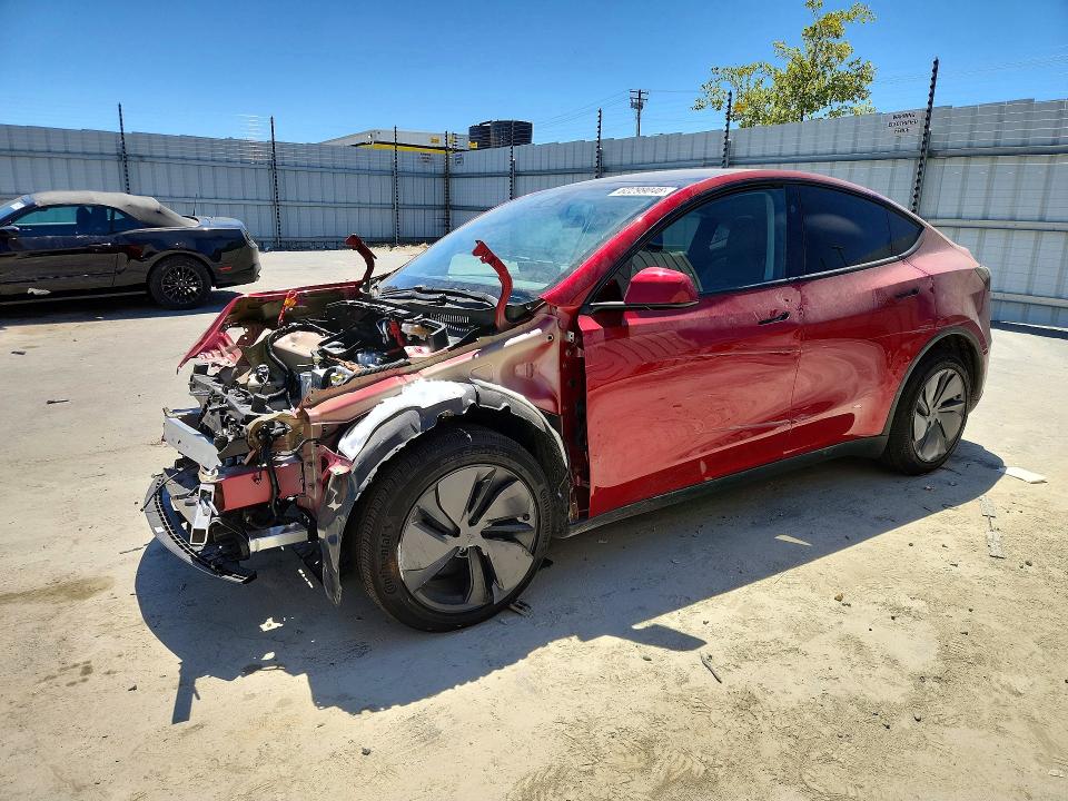 TESLA MODEL Y 2026 with VIN 7SAYGDEE8TF619349 - Photo from auction