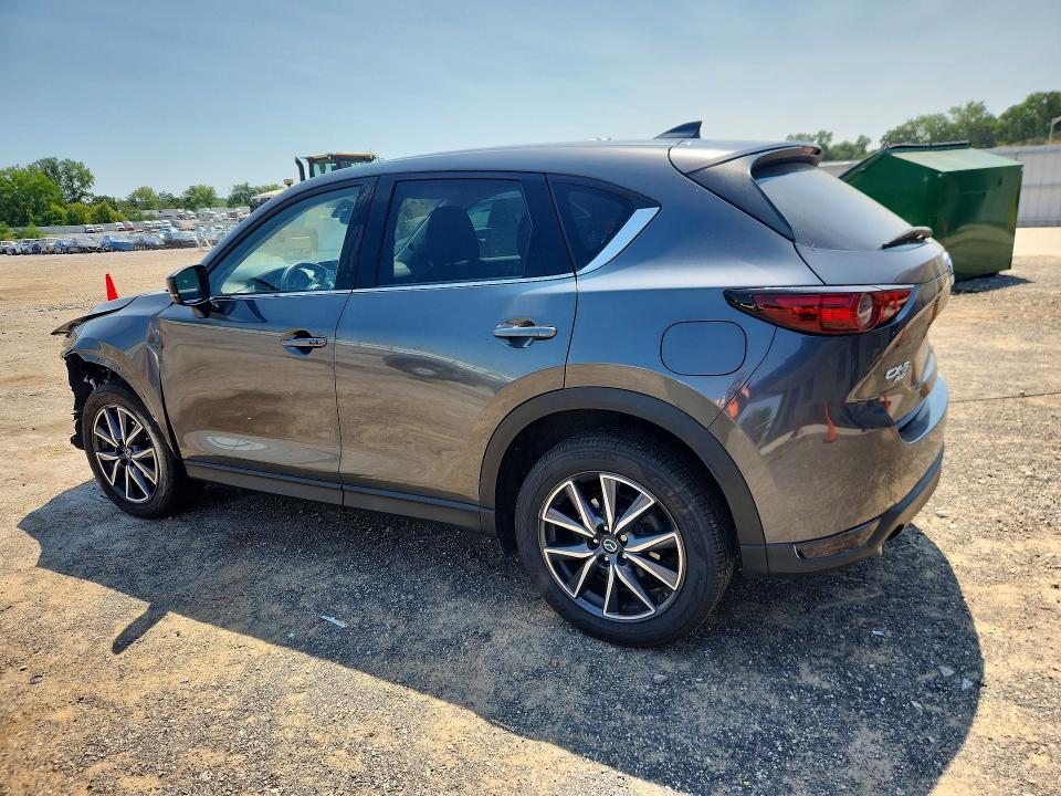 Photo 2 from auction – 2018 MAZDA CX-5 with VIN JM3KFBDMXJ0385897
