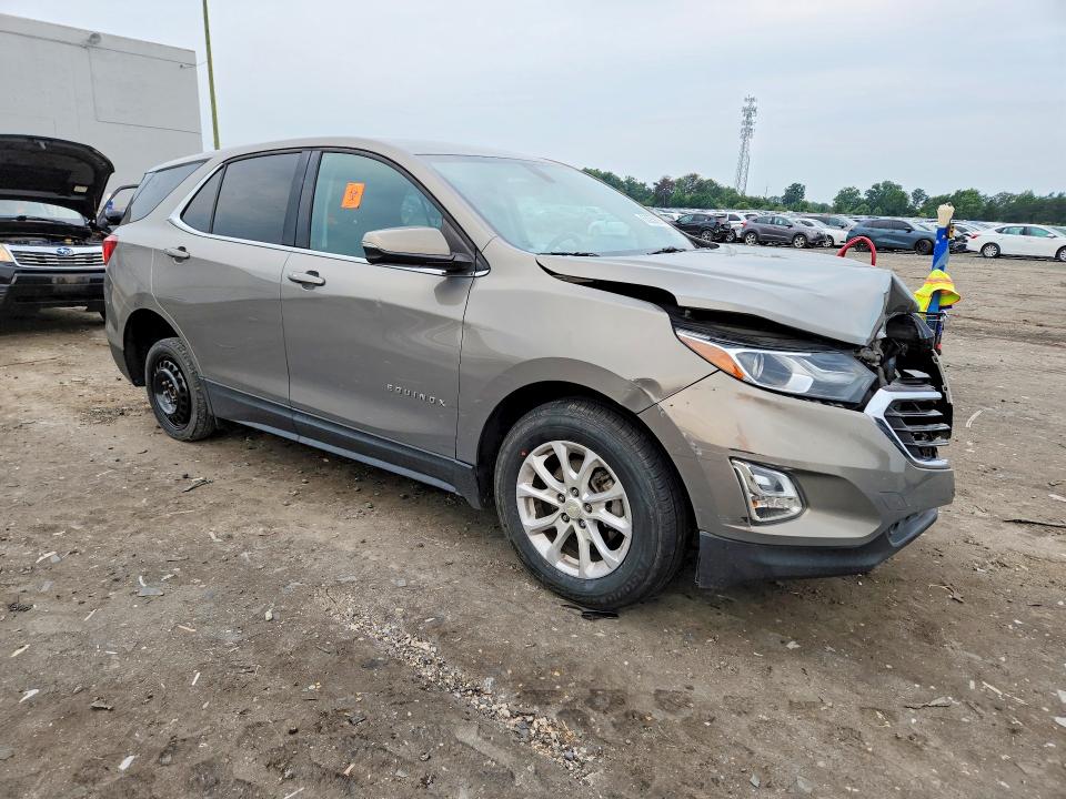 Photo 4 from auction – 2018 CHEVROLET EQUINOX with VIN 3GNAXJEV7JS579242