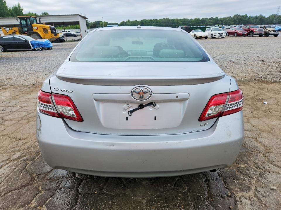 Photo 6 from auction – 2010 TOYOTA CAMRY with VIN 4T4BF3EK5AR010117