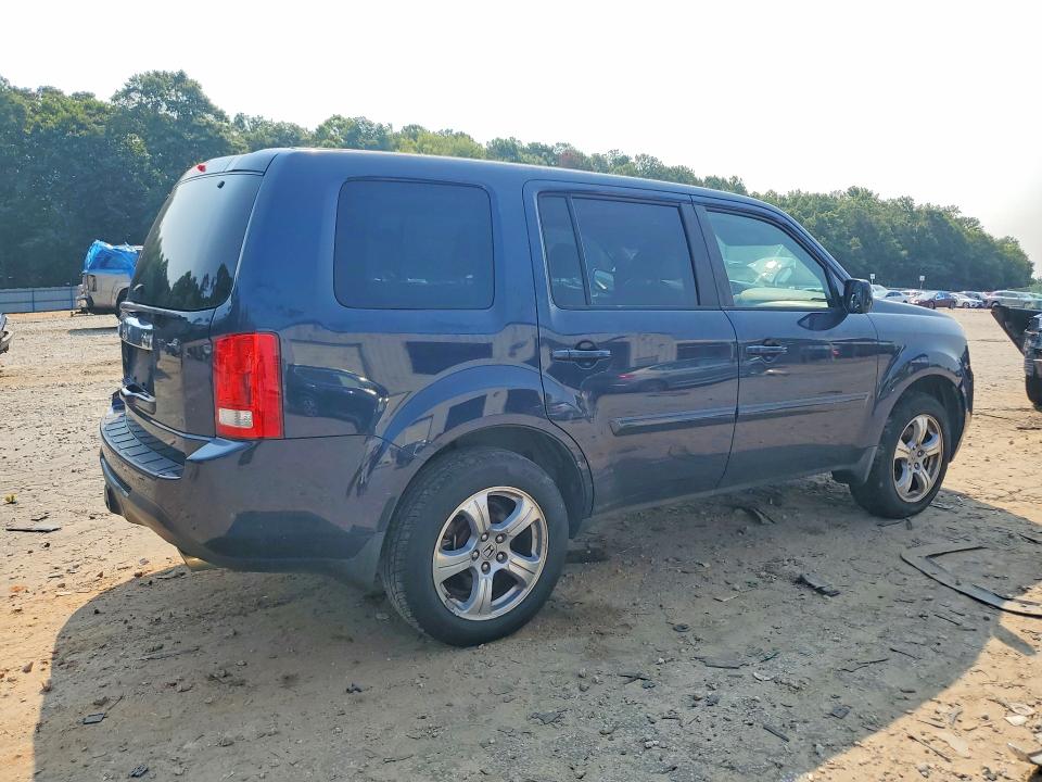 Photo 3 from auction – 2012 HONDA PILOT with VIN 5FNYF3H53CB038007