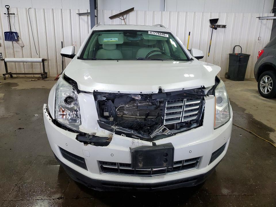 Photo 5 from auction – 2015 CADILLAC SRX with VIN 3GYFNEE33FS562093