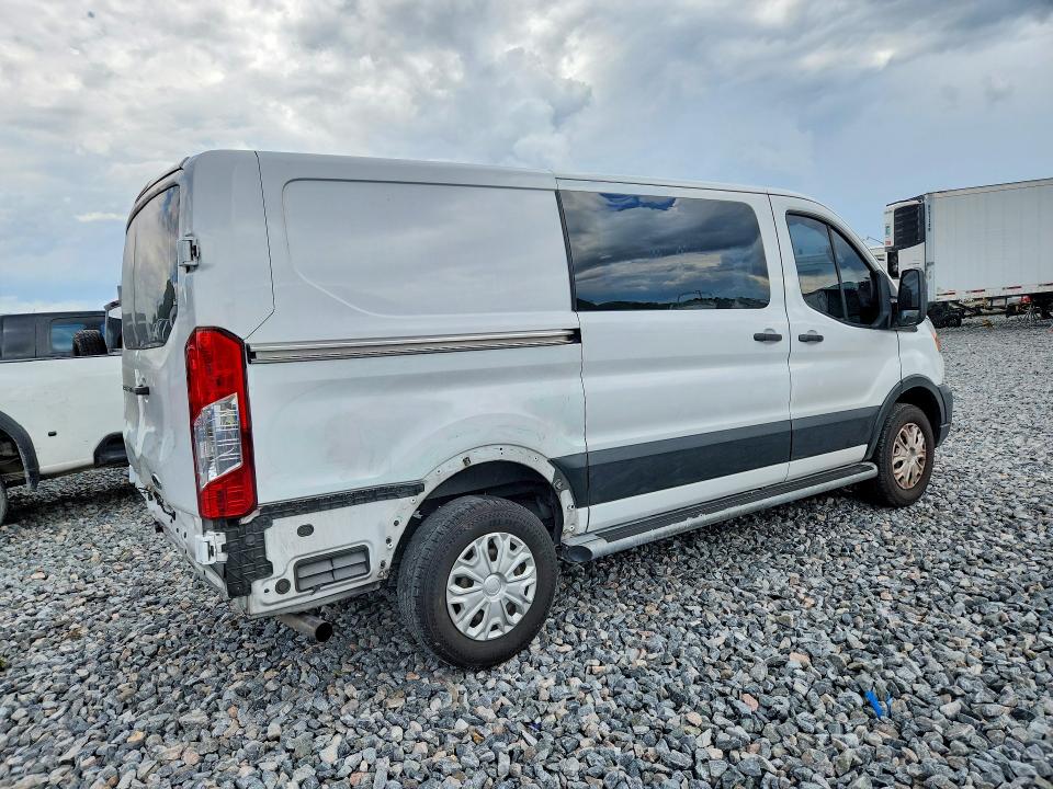 Photo 3 from auction – 2022 FORD TRANSIT with VIN 1FTBR1Y85NKA47048