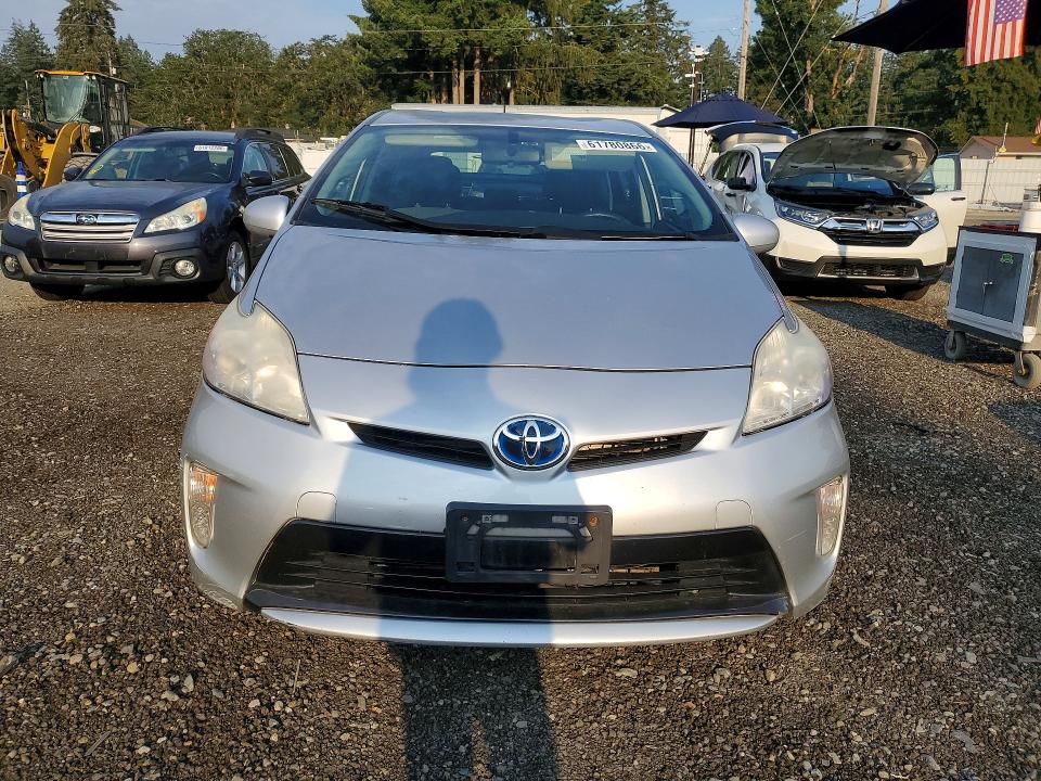 Photo 5 from auction – 2012 TOYOTA PRIUS with VIN JTDKN3DU3C5487596