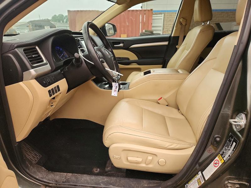 Photo 7 from auction – 2018 TOYOTA HIGHLANDER with VIN 5TDJZRFH7JS910898