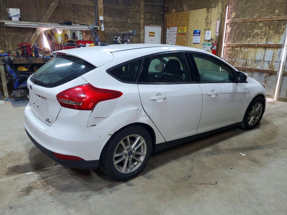 Photo 3 from auction – 2016 FORD FOCUS with VIN 1FADP3K27GL217394