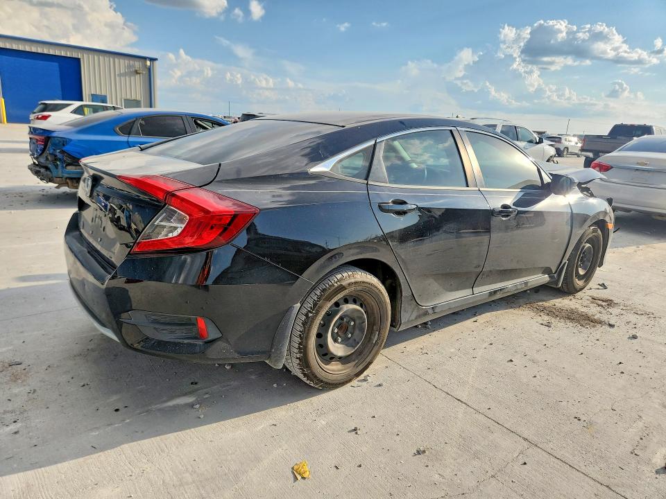 Photo 3 from auction – 2020 HONDA CIVIC with VIN 19XFC2F60LE000181