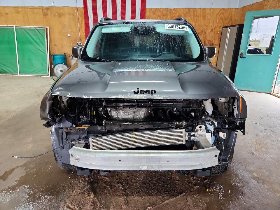 Photo 5 from auction – 2017 JEEP RENEGADE with VIN ZACCJBBB7HPE84517