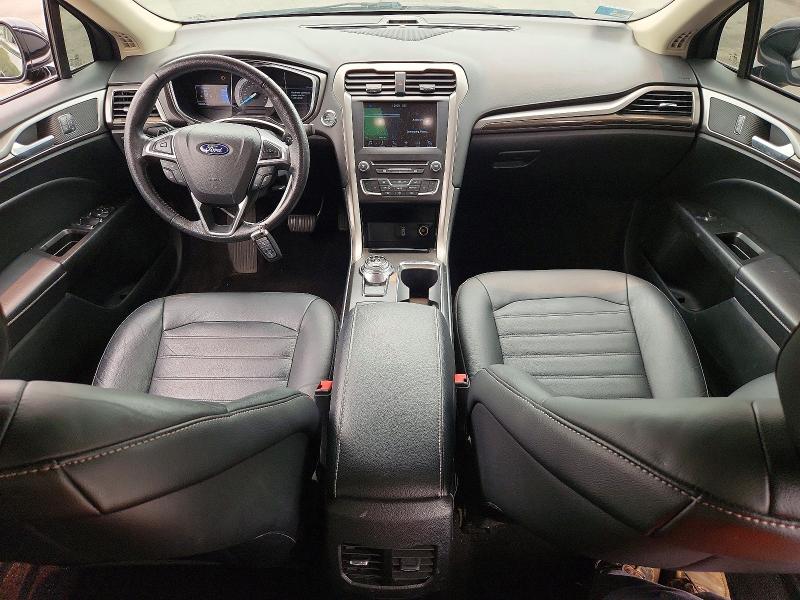 Photo 8 from auction – 2017 FORD FUSION with VIN 3FA6P0T95HR255762