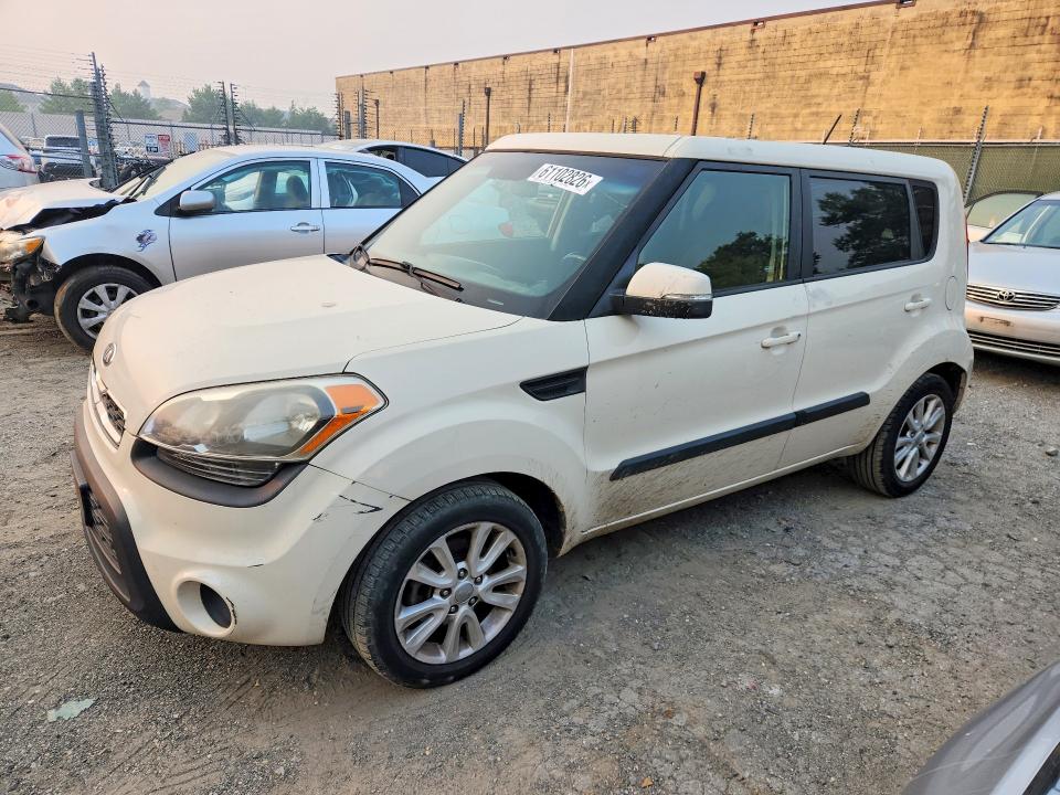 KIA SOUL 2013 with VIN KNDJT2A69D7766705 - Photo from auction