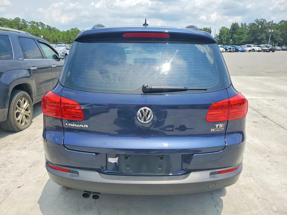 Photo 6 from auction – 2016 VOLKSWAGEN TIGUAN with VIN WVGBV7AX8GW598341