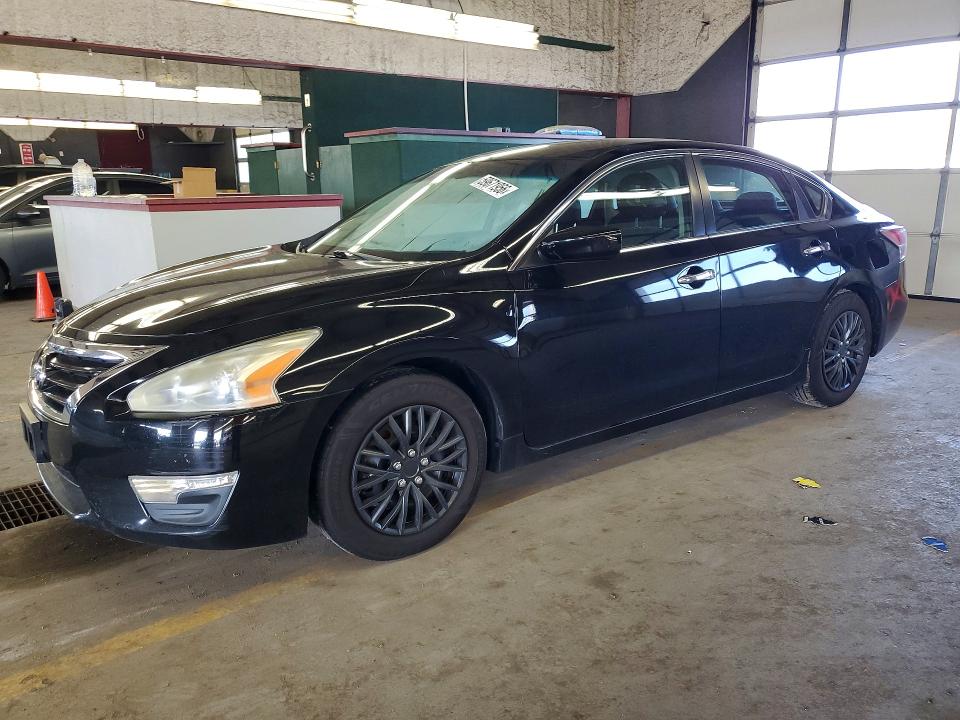 NISSAN ALTIMA 2014 с VIN 1N4AL3AP9EC411241 - Снимка от търг