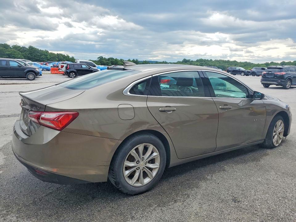 Photo 3 from auction – 2020 CHEVROLET MALIBU with VIN 1G1ZD5ST8LF062272
