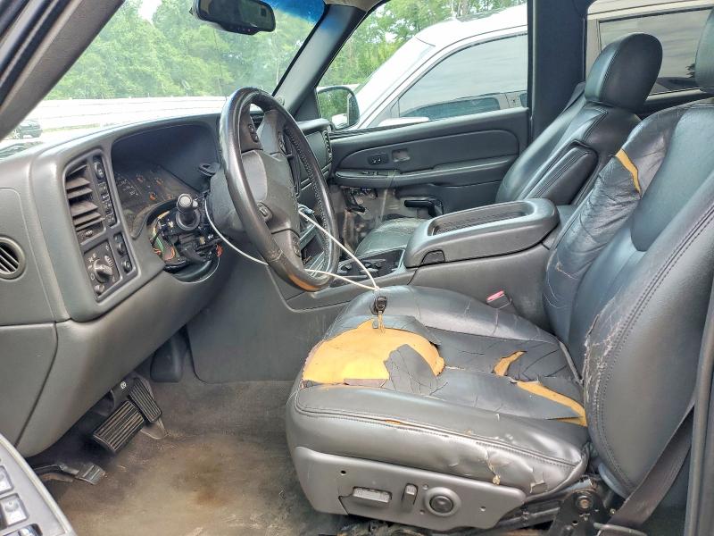 Photo 7 from auction – 2004 CHEVROLET AVALANCHE with VIN 3GNEK12T74G169258