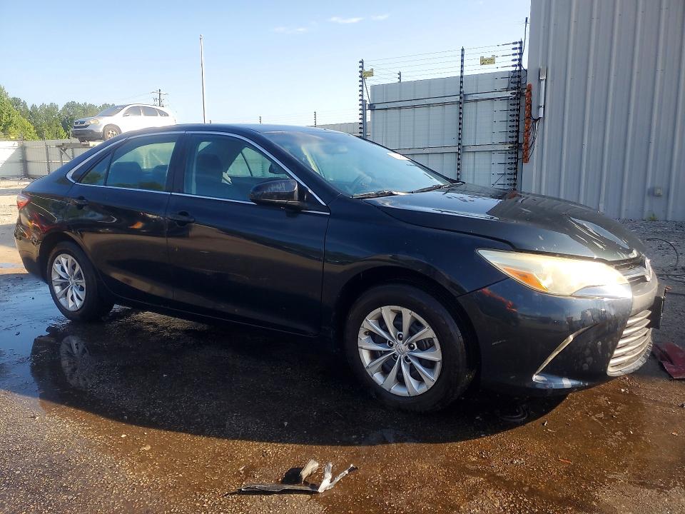 Photo 4 from auction – 2015 TOYOTA CAMRY with VIN 4T1BF1FK2FU925897