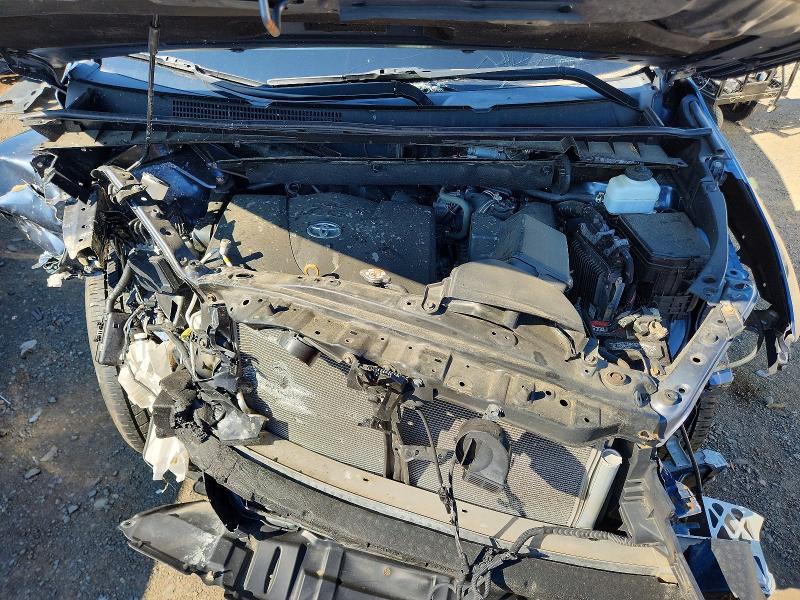 Снимка 12 от търг – 2019 TOYOTA HIGHLANDER с VIN 5TDJZRFH4KS983194