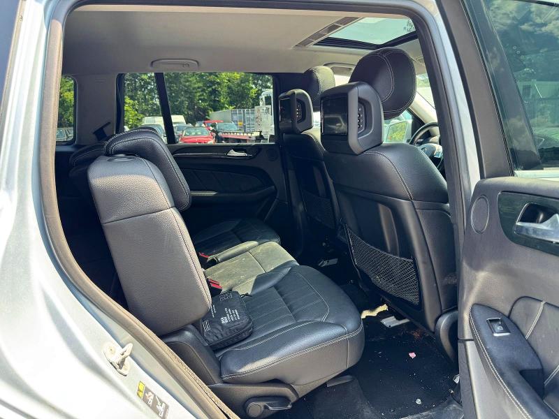 Photo 9 from auction – 2016 MERCEDES-BENZ GL with VIN 4JGDF6EE3GA668754
