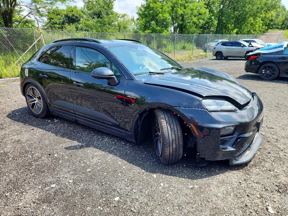 Photo 4 from auction – 2025 PORSCHE MACAN with VIN WP1AB2XA9SL153661