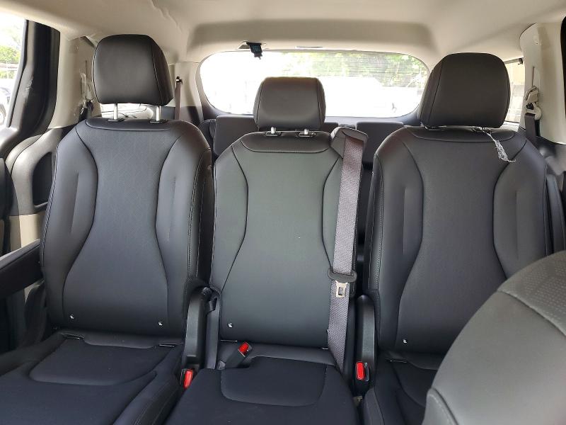 Photo 10 from auction – 2026 KIA CARNIVAL with VIN KNDNC5K38T6612739