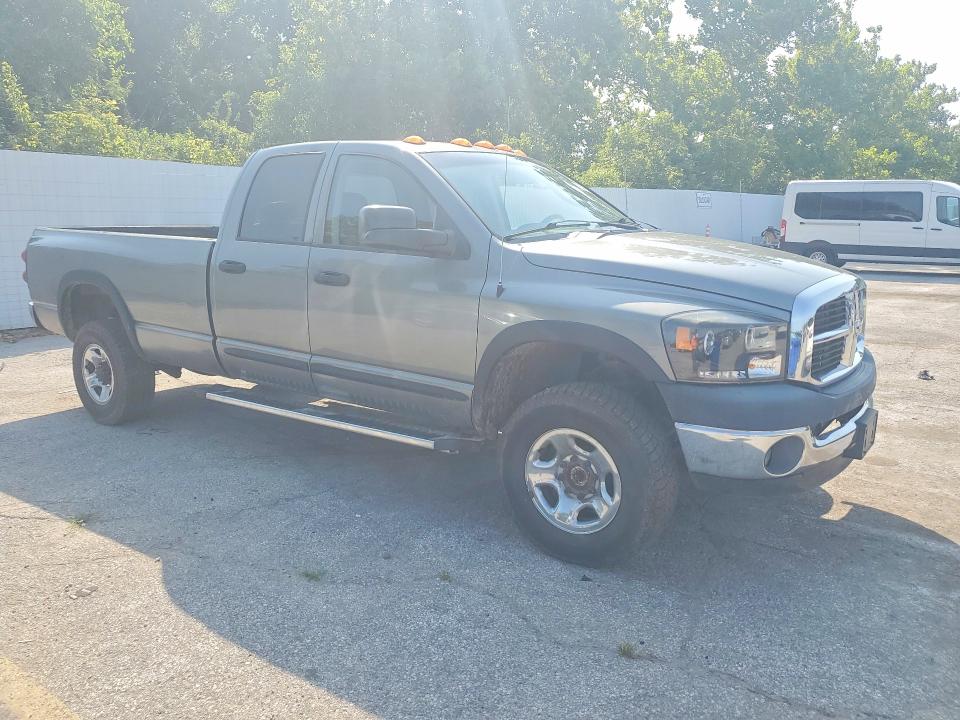 Foto 4 de la subasta – 2008 DODGE RAM 2500 con VIN 3D7KS28A58G200249