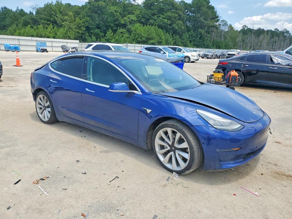 Photo 4 from auction – 2020 TESLA MODEL 3 with VIN 5YJ3E1EC0LF586843