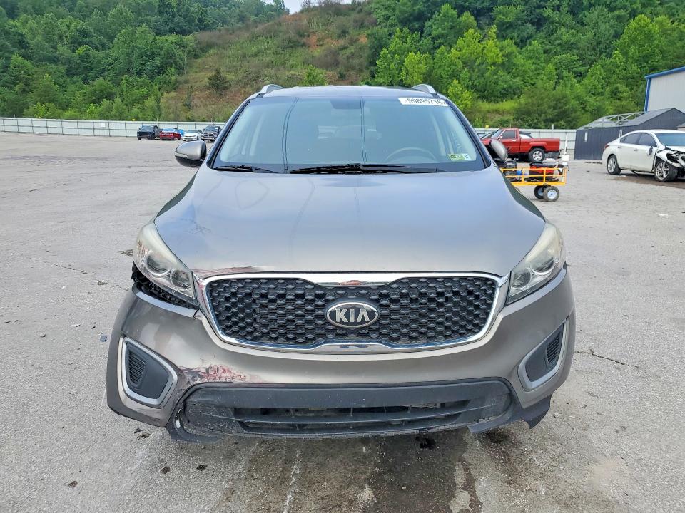 Photo 5 from auction – 2016 KIA SORENTO with VIN 5XYPGDA59GG072511