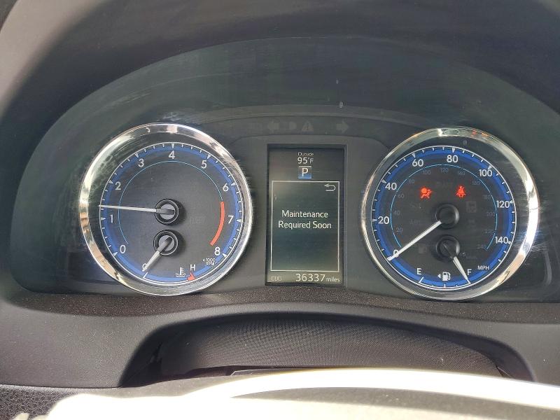 Photo 9 from auction – 2018 TOYOTA COROLLA with VIN 5YFBURHE7JP784153