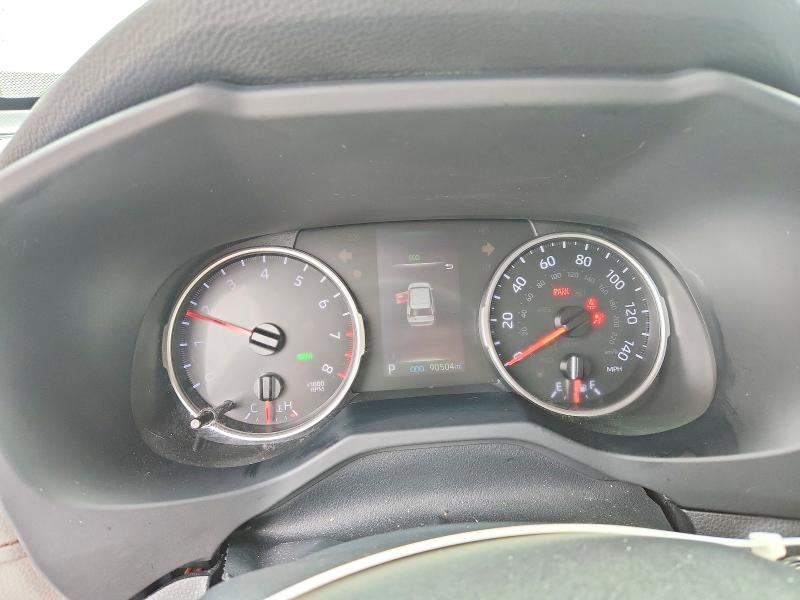 Photo 9 from auction – 2020 TOYOTA RAV4 with VIN JTMP1RFV1LJ030402