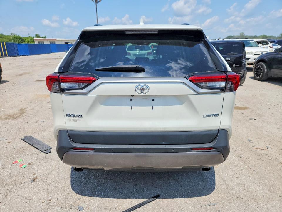 Photo 6 from auction – 2019 TOYOTA RAV4 with VIN 2T3Y1RFV1KC031104