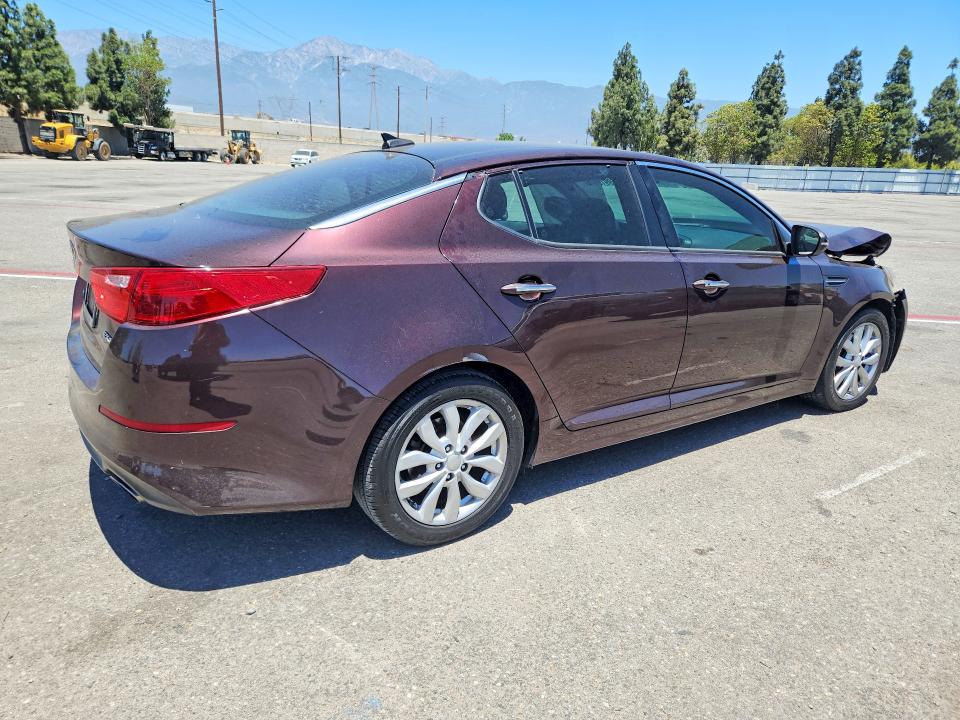 Photo 3 from auction – 2015 KIA OPTIMA with VIN 5XXGN4A71FG395770