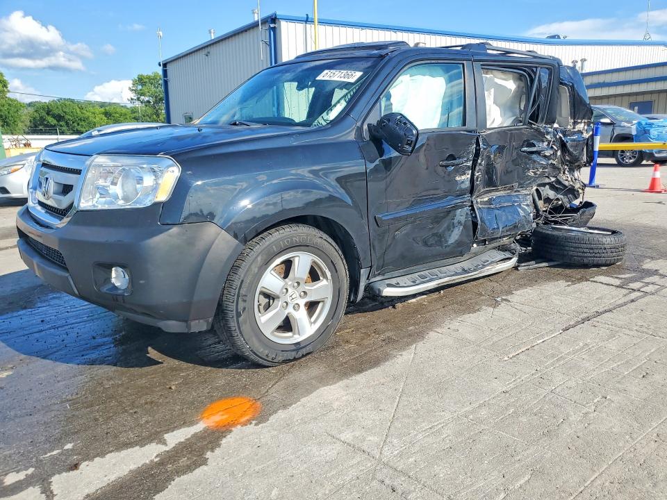 HONDA PILOT 2011 with VIN 5FNYF3H55BB037097 - Photo from auction