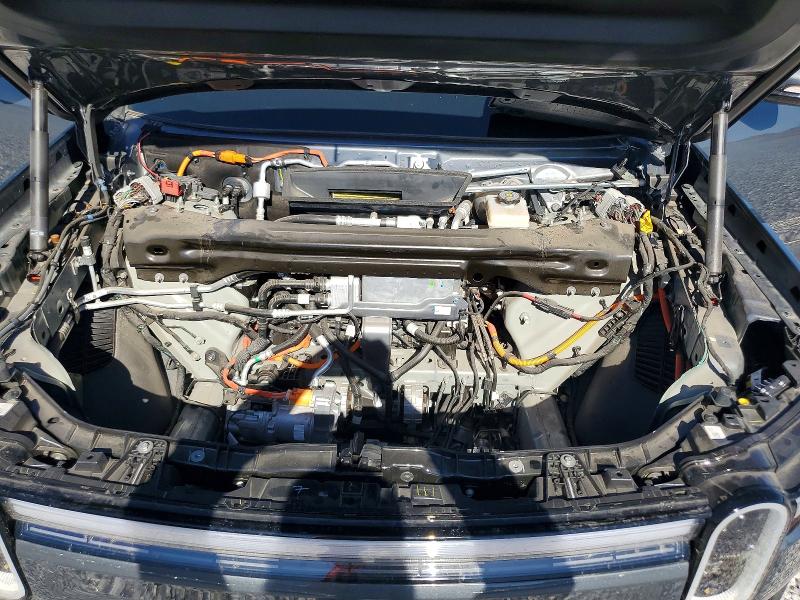 Photo 12 from auction – 2025 RIVIAN R1S with VIN 7PDSGBBA6SN052897