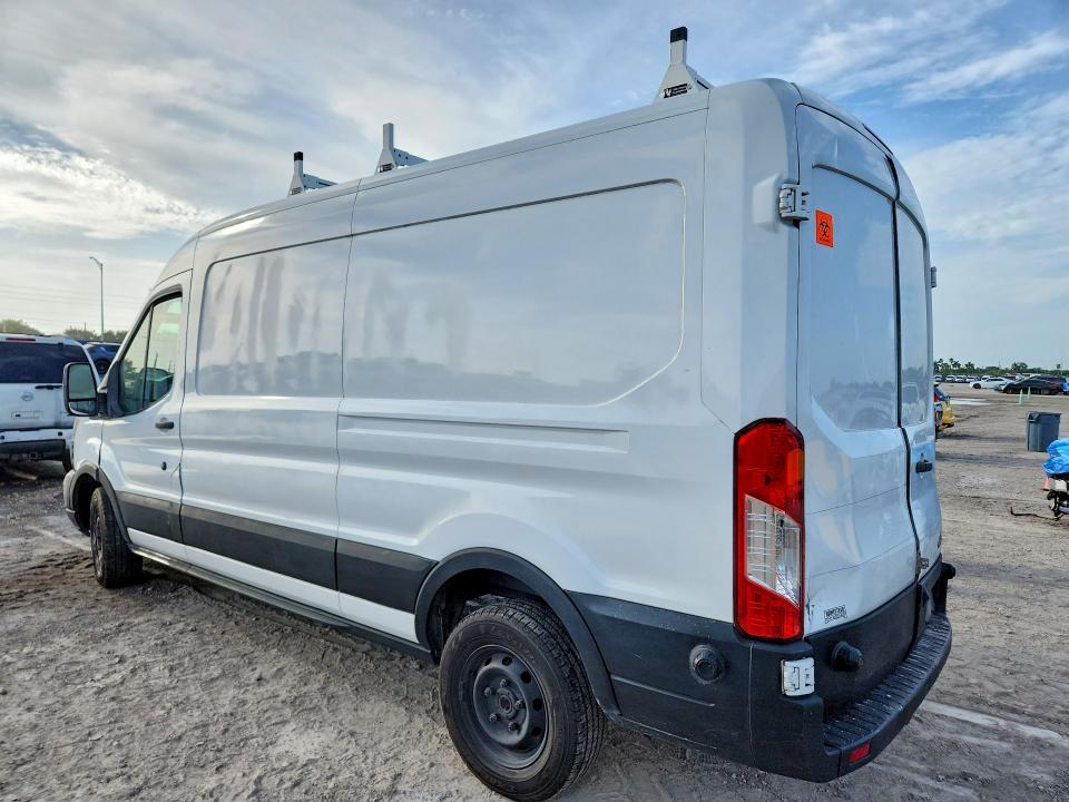 Photo 2 from auction – 2015 FORD TRANSIT with VIN 1FTNR2CM8FKB17733